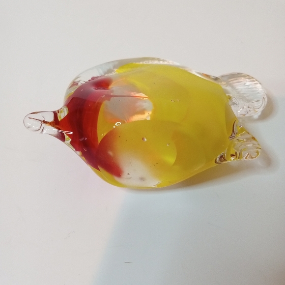 Art Glass Hand Blown Fish Yellow and Red Glass Fish Paperweight - Picture 4 of 9